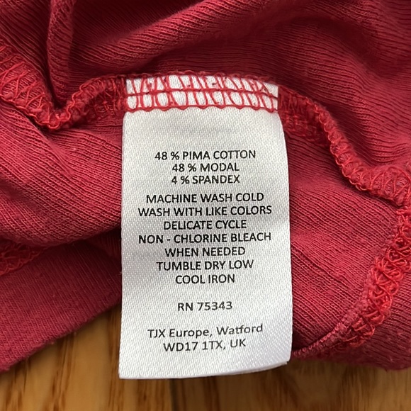 Kenar Cap Sleeve Scoop Neck T-Shirt - Picture 3 of 4